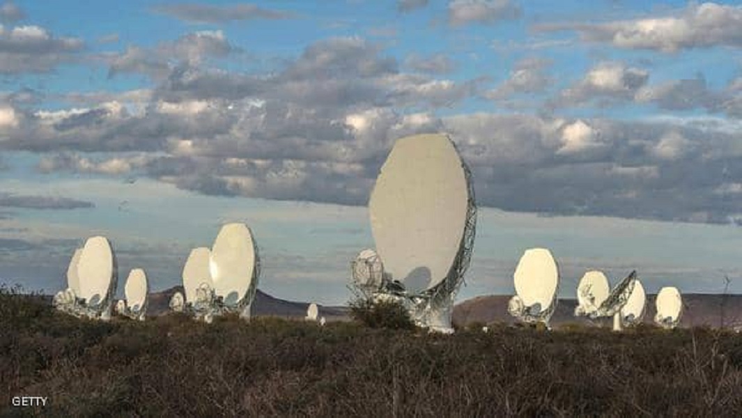 الصورة التقطت عبر شبكة تيليسكوبات