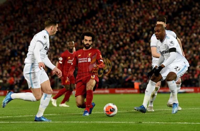 محمد صلاح وسط لاعبي ويستهام